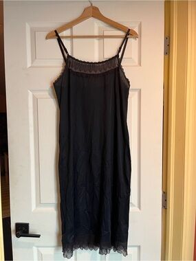 Vintage Black Lace-Trim Night Slip with Adjustable Straps